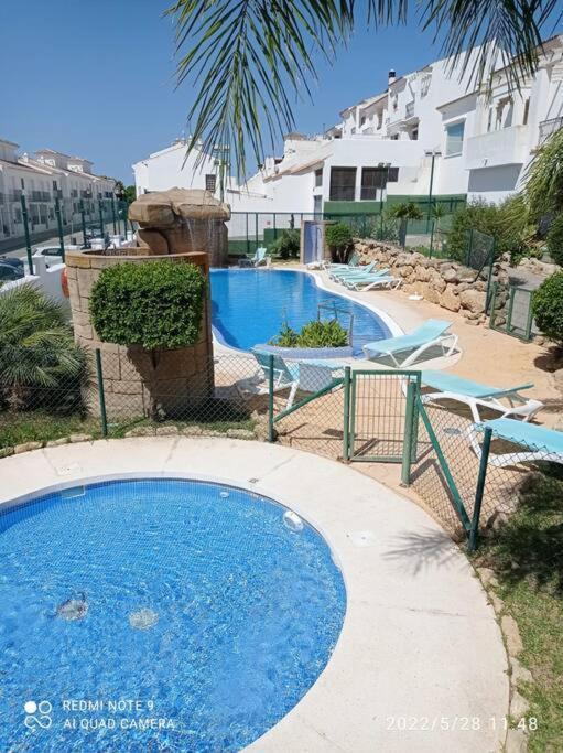 Agradable Adosado Con Piscina Villa Vejer de la Frontera Eksteriør billede