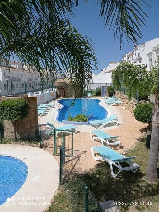 Agradable Adosado Con Piscina Villa Vejer de la Frontera Eksteriør billede